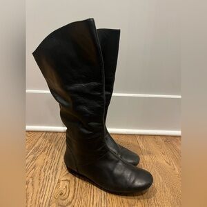 Clarks boots size UK 5/US 7.5